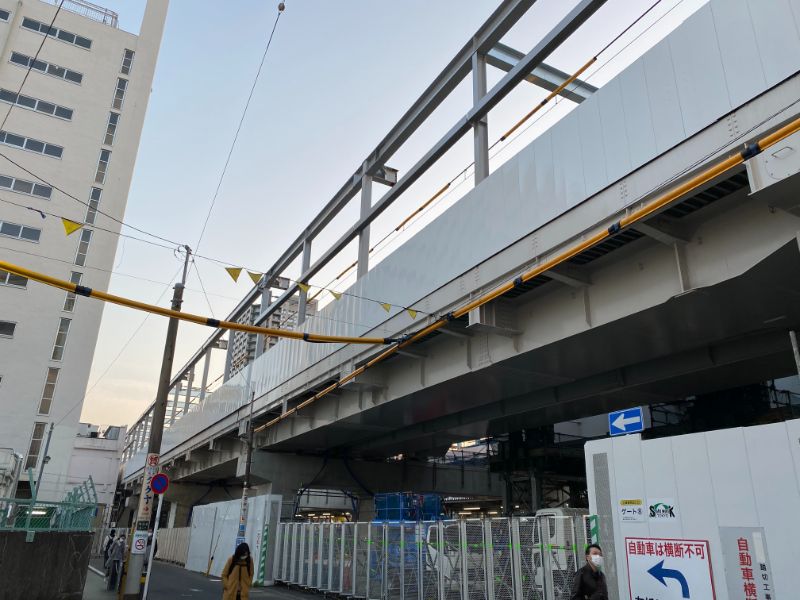 竹ノ塚駅高架計画工事です。