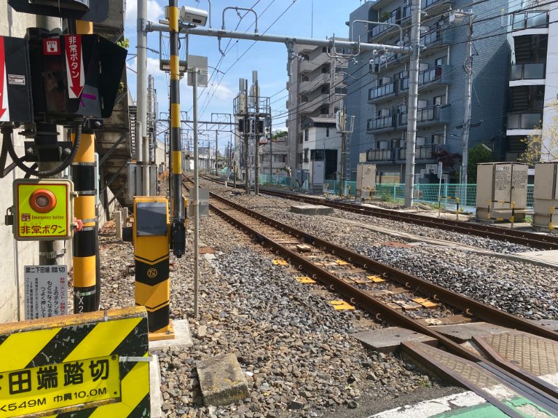 第二下田端踏切の写真です。This is a photo of the second Shimodabata railroad crossing.
