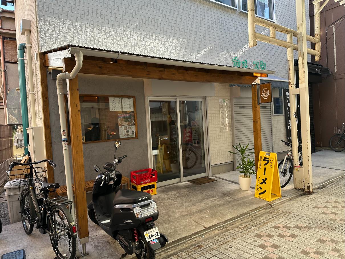 亀有「ハウスラーメンヌードルズ」徹底レビュー｜濃厚家系ラーメンと中太麺が光る一杯