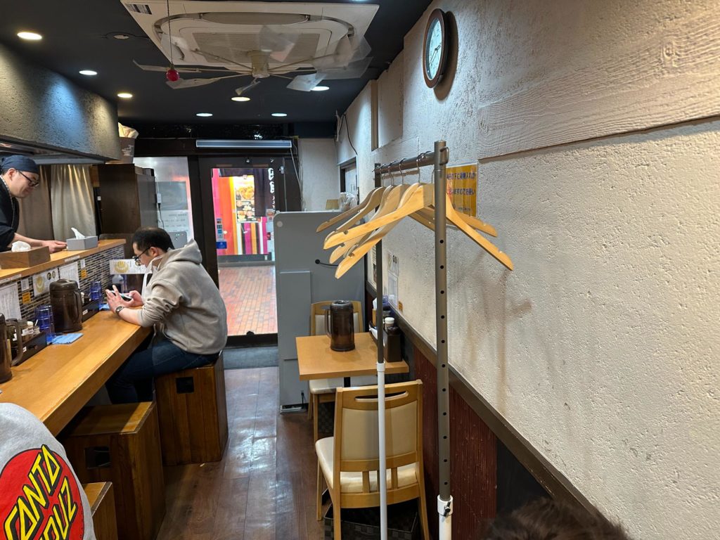 大森駅北口直結『中華そば円月』辛味噌特製らーめん実食レビュー|ハマグリ出汁と辛味噌が絡む一杯