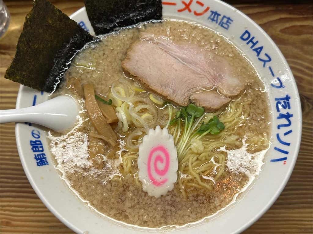 まぐろ出汁の旨味が染みる絶品醤油ラーメン！板橋本町「元祖まぐろラーメン本店」実食レビュー