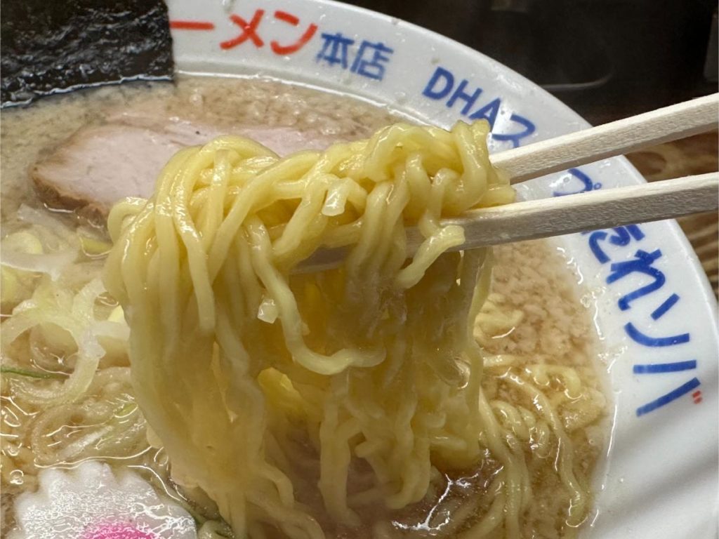 まぐろ出汁の旨味が染みる絶品醤油ラーメン！板橋本町「元祖まぐろラーメン本店」実食レビュー